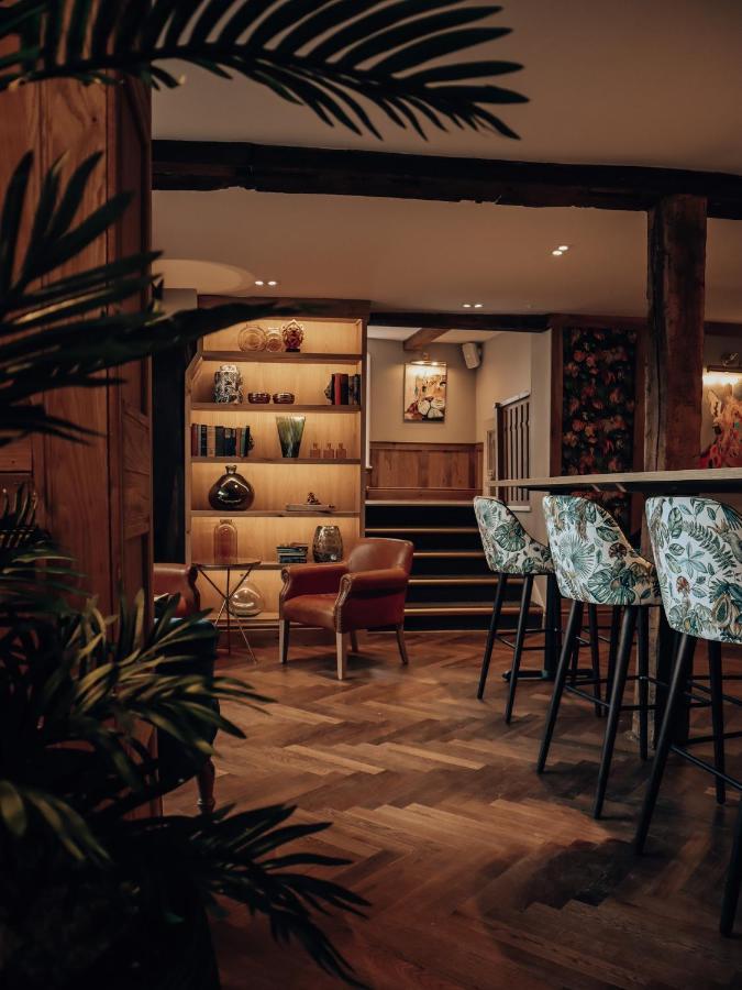 Lion & Swan Hotel كونغيلتون المظهر الخارجي الصورة The bar at The Ivy Temple Row